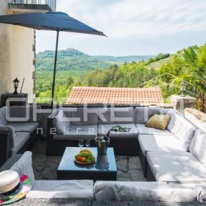 Prodaja, Kuća, Motovun, Motovun, Samostojeća, 220m2