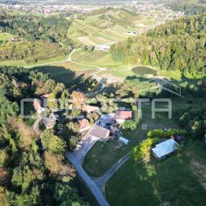 Prodaja, Kuća, Novi Marof, Novi Marof, Samostojeća, 450m2