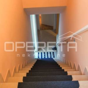 Prodaja, Kuća, Odra, Odranska ulica, Dvojni objekt, 612m2