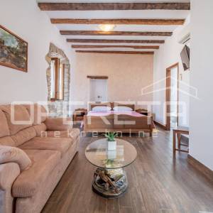 Prodaja, Kuća, Oprtalj, Oprtalj, Kuća u nizu, 154m2