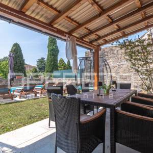Prodaja, Kuća, Oprtalj, Oprtalj, Kuća u nizu, 154m2