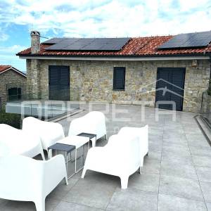 Prodaja, Kuća, Pag, Jakišnica , Samostojeća, 240m2