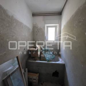 Prodaja, Kuća, Perjavica, Dominika Mandića, Samostojeća, 263m2