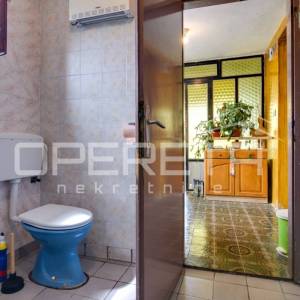 Prodaja, Kuća, Petrinja, Ulica Gromova, Samostojeća, 180m2
