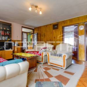 Prodaja, Kuća, Petrinja, Ulica Gromova, Samostojeća, 180m2