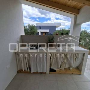 Prodaja, Kuća, Plano, Plano, Samostojeća, 100m2