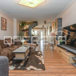 Prodaja, Kuća, Podbrežnica, Dubrovačka, Kuća u nizu, 120m2