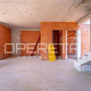Prodaja, Kuća, Poreč-Centar, Poreč, Dvojni objekt, 215m2
