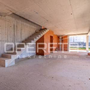 Prodaja, Kuća, Poreč-Centar, Poreč, Samostojeća, 215m2
