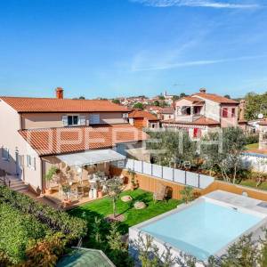 Prodaja, Kuća, Poreč, Kaštelir, Dvojni objekt, 140m2