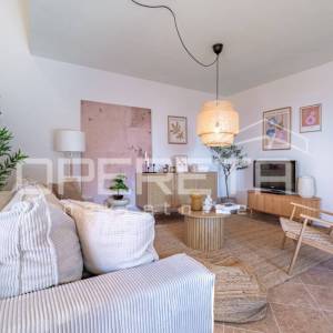 Prodaja, Kuća, Poreč, Kaštelir, Dvojni objekt, 140m2