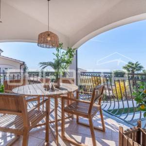 Prodaja, Kuća, Poreč, Kaštelir, Dvojni objekt, 140m2
