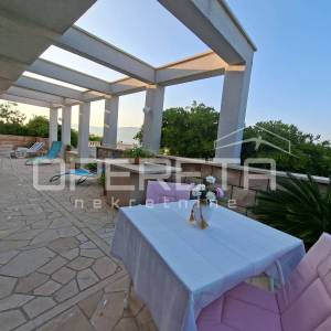 Prodaja, Kuća, Povlja, Povlja, Samostojeća, 400m2