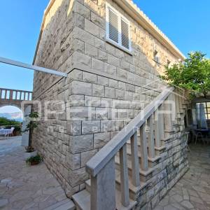 Prodaja, Kuća, Povlja, Povlja, Samostojeća, 400m2