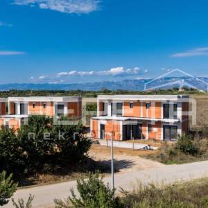 Prodaja, Kuća, Privlaka, Put Gornjih Begonića, Samostojeća, 144m2