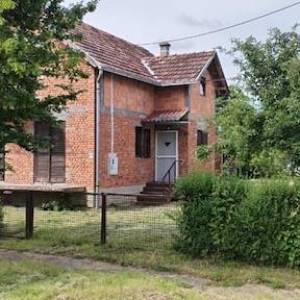 Prodaja, Kuća s okućnicom površine 1.402 m2, ŠODOLOVCI