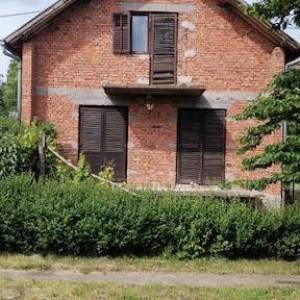 Prodaja, Kuća s okućnicom površine 1.402 m2, ŠODOLOVCI