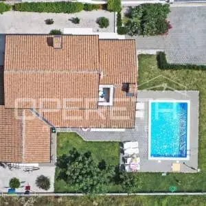 Prodaja, Kuća, Tinjan, Radetići, Samostojeća, 140m2