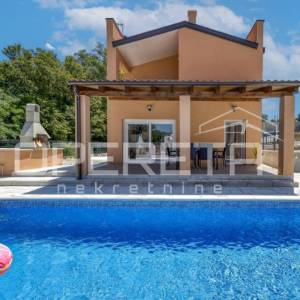 Prodaja, Kuća, Tinjan, Tinjan, Dvojni objekt, 84m2