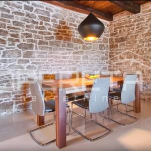 Prodaja, Kuća, Tinjan, Tinjan, Samostojeća, 120m2