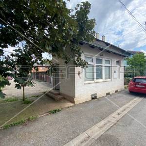 Prodaja, Kuća, Trešnjevka, Ribnička, Samostojeća, 30m2