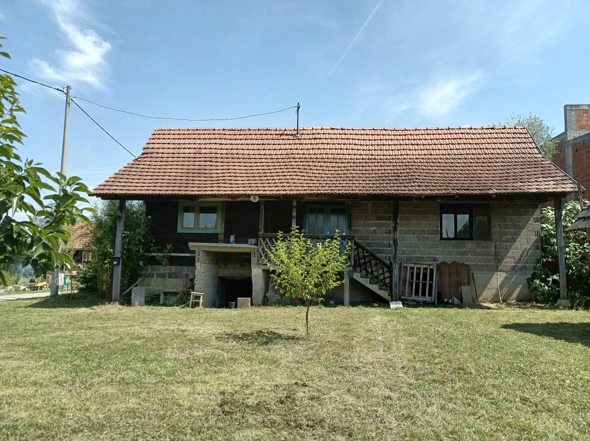 Prodaja kuće okolica Pisarovine