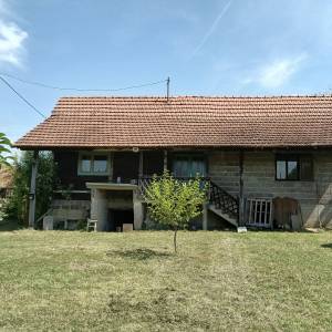 Prodaja kuće okolica Pisarovine