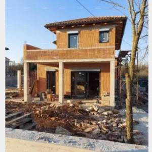 Prodaja kuće sa bazenom - Svetvinčenat