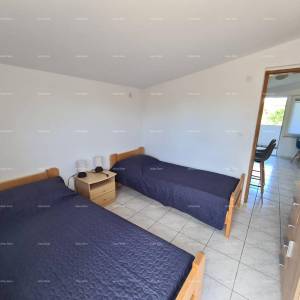 Prodaja kuće sa dva stana, Pavićini!