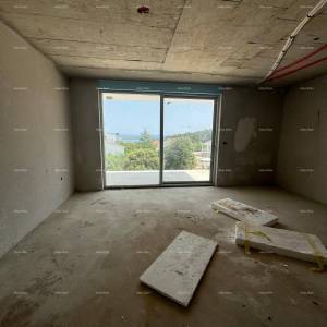 Prodaja luksuznog stana s parkirnim mjestom i pogledom na more, Ližnjan!
