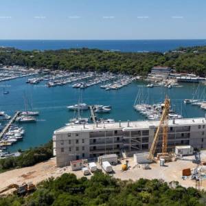 Prodaja modernih stanova u eksluzivnoj zgradi sa pogledom na marinu, Pula!