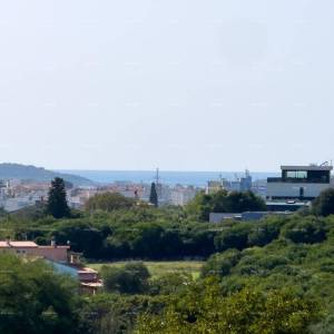 Prodaja obiteljske kuće s bazenom, roh bau,  Kuća se gradi na periferiji grada Pule.