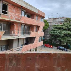 Prodaja Poreč, poslovno stambeni moderni objekt.