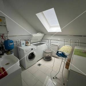 Prodaja, Poslovna zgrada, Centar, Ulica Antuna Štera, 907m2