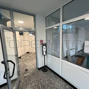 Prodaja, Poslovna zgrada, Centar, Ulica Antuna Štera, 907m2
