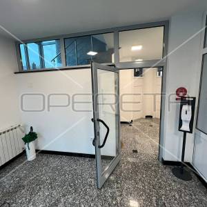 Prodaja, Poslovna zgrada, Centar, Ulica Antuna Štera, 907m2
