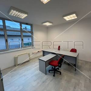 Prodaja, Poslovna zgrada, Centar, Ulica Antuna Štera, 907m2