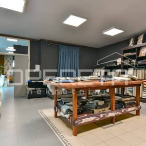 Prodaja, Poslovna zgrada, Karlovac okolica, Lug 74, 700m2