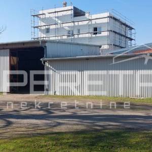Prodaja, Poslovna zgrada, Šibice, Zagrebačka cesta, 300m2