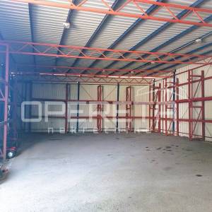 Prodaja, Poslovna zgrada, Šibice, Zagrebačka cesta, 300m2