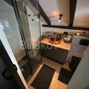 Prodaja, renovirana kamena kuća u nizu, Kaštel Lukšić,80 m2