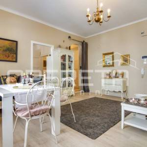 Prodaja, Stan, Centar, Pod Zidom, 2s, 45m2