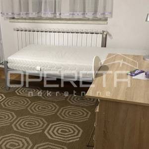 Prodaja, Stan, Centar, Zagrebačka ulica, 2s, 33m2