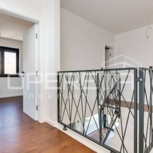 Prodaja, Stan, Gajnice, Dubravica, 5s, 171m2