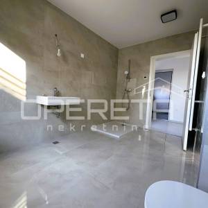 Prodaja, Stan, Kućan Marof, Marofska ulica , 3s, 125m2