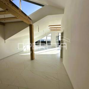 Prodaja, Stan, Kućan Marof, Marofska ulica , 4s, 143m2