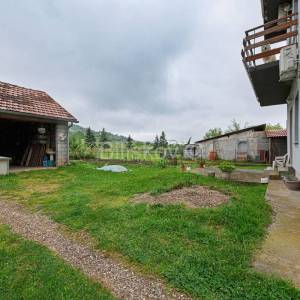 Prodaja, Sveta Nedelja, prekrasna kuća na tri etaže, garaža, vrt