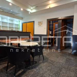 Prodaja, Ulični lokal, Prečko, Handelova , 77m2