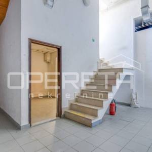 Prodaja, Ulični lokal, Zaprešić-Centar, Drage Švajcara, 211m2