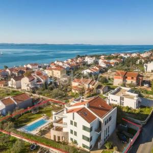 Prodaja, Zadar, luksuzna vila, bazen, vrt, parking